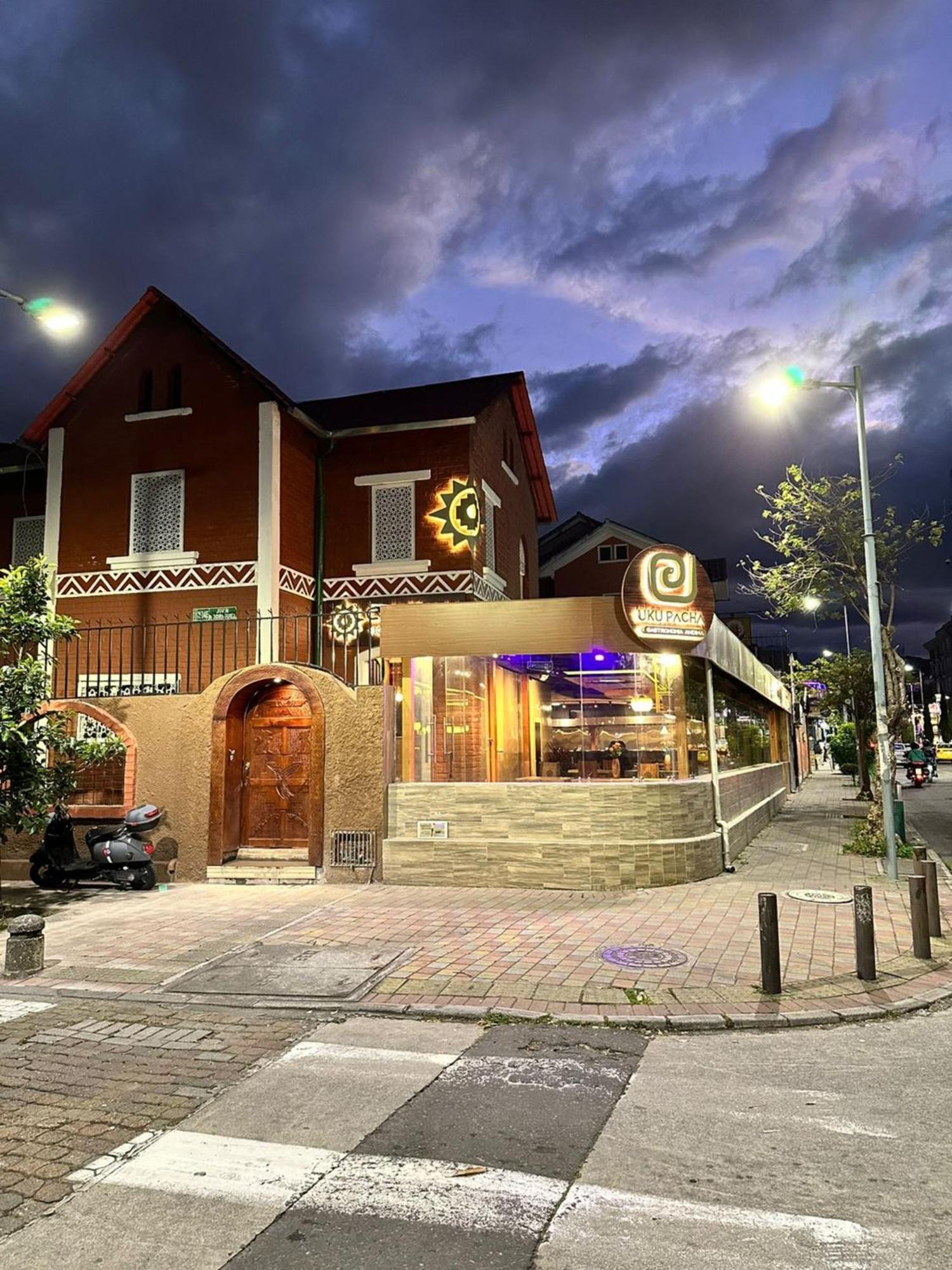 Bed and Breakfast Reina Bilquis Quito Exterior foto